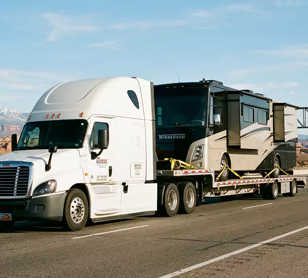 New York, NY RV Transport Service: Schedule Affordable RV Delivery With Us